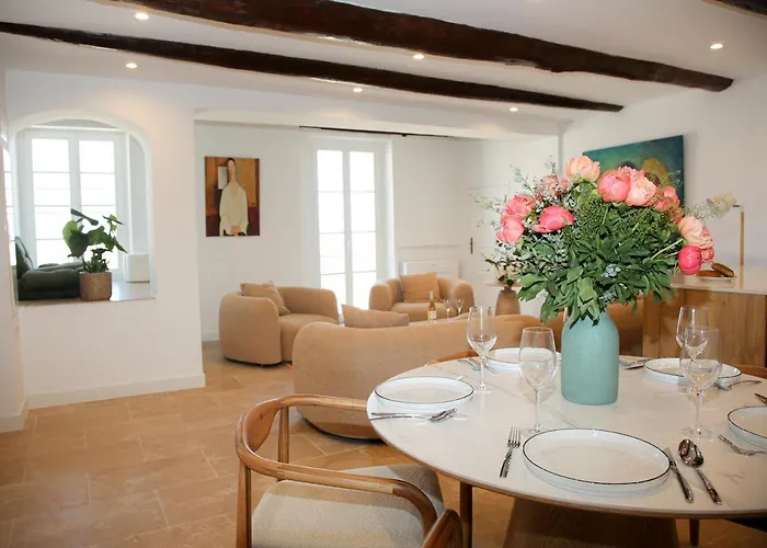 Appartamento 3br On The Remparts Of - Sea & Mountain View *