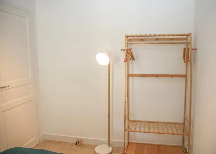 3br On The Remparts Of - Sea & Mountain View Antibes