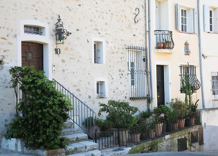 شقة 3br On The Remparts Of - Sea & Mountain View أنتيب