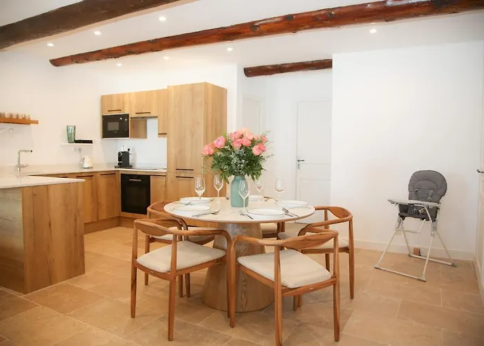 3br On The Remparts Of - Sea & Mountain View *